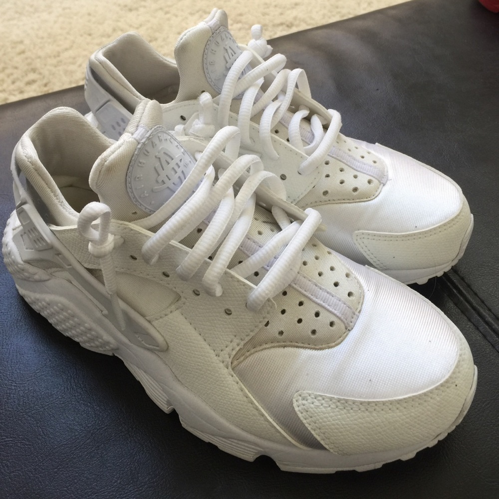 White huarache