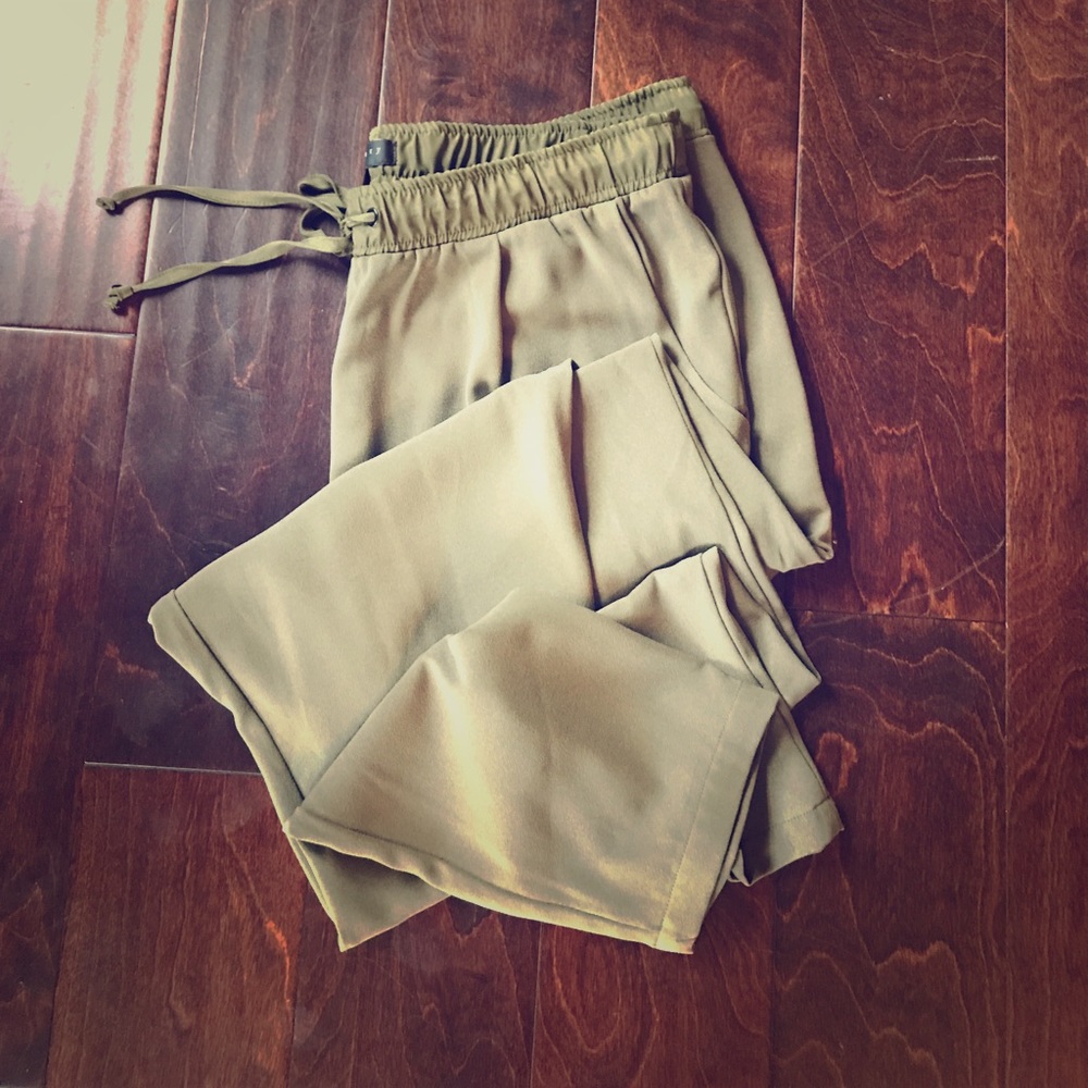 The cutest silk track pants!