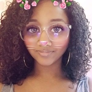 Meet your Posher, Richelle