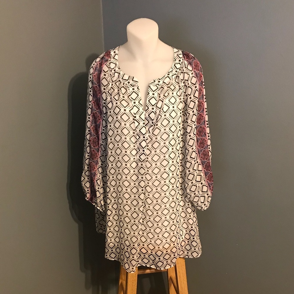 Beautiful layered top 1x
