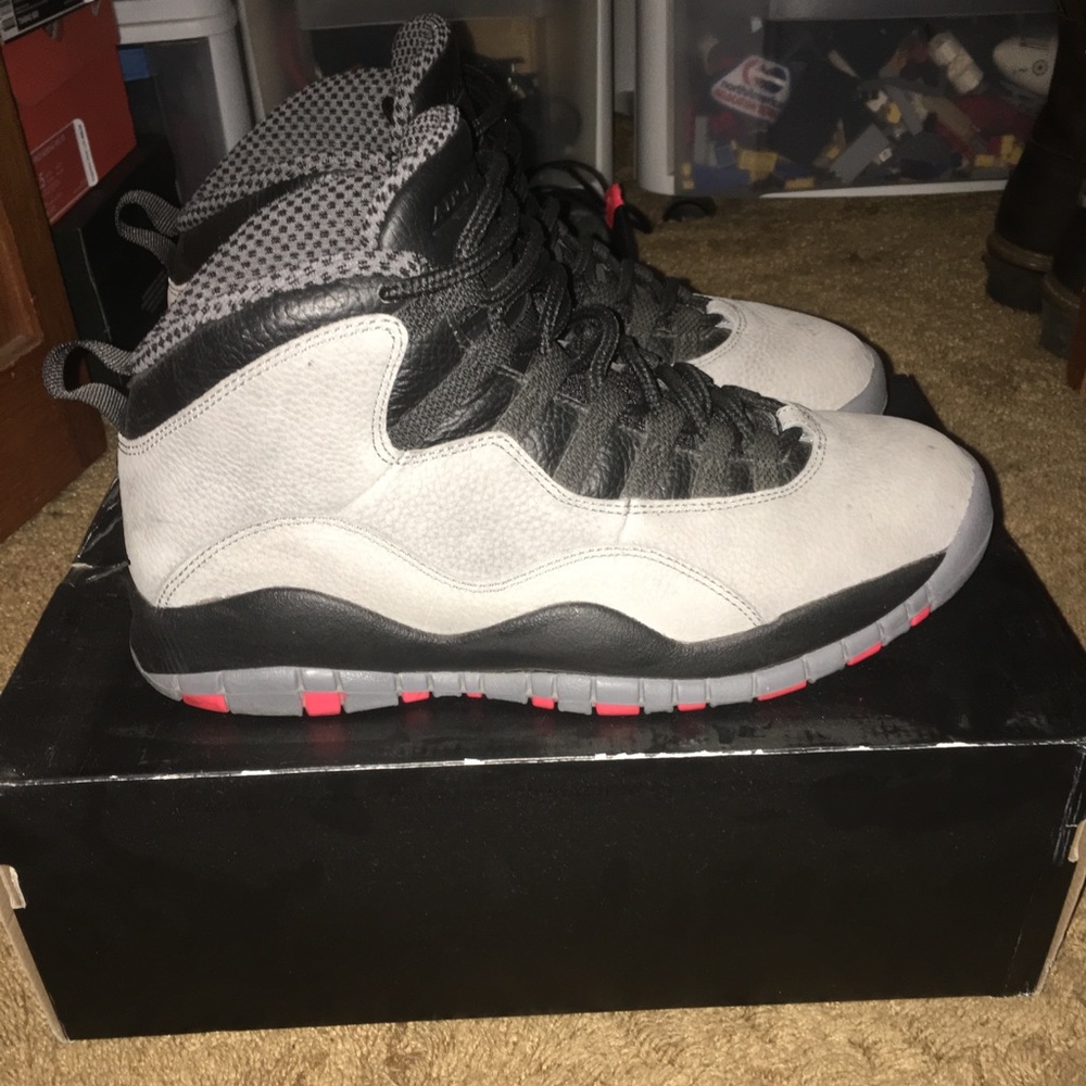 Jordan 10 Retro Infrared / Cool Grey size 10 new