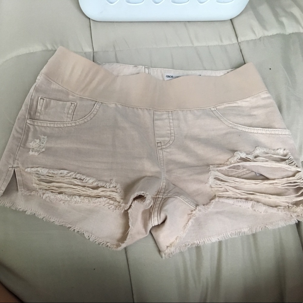 Asos maternity shorts