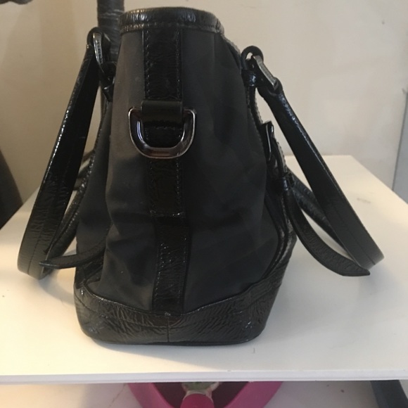 Black Burberry purse- lightly used - Picture 4 of 5