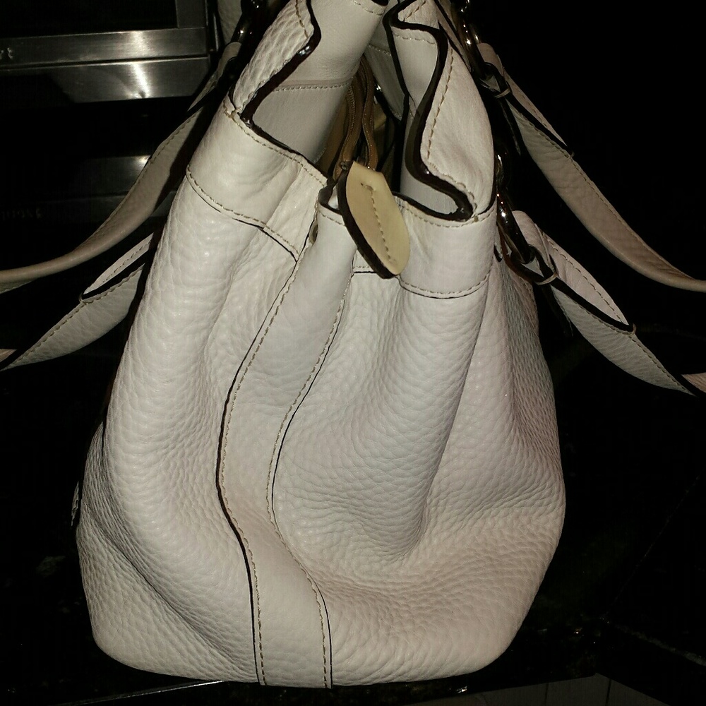 Authentic Coach Handbag - Picture 4 of 5