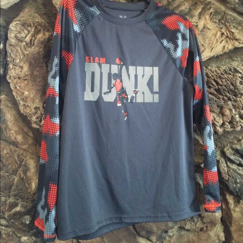 Long Sleeve Wicking Style shirt