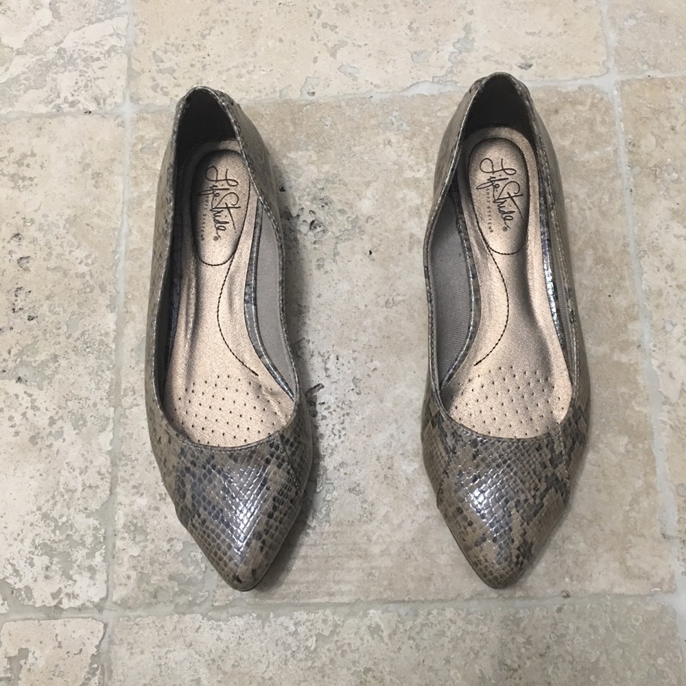 Faux snakeskin ballet flats