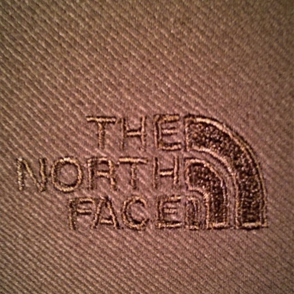 Vintage North Face Dark Green Button Down Shirt - Picture 8 of 8