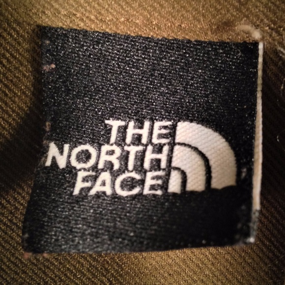 Vintage North Face Dark Green Button Down Shirt - Picture 6 of 8