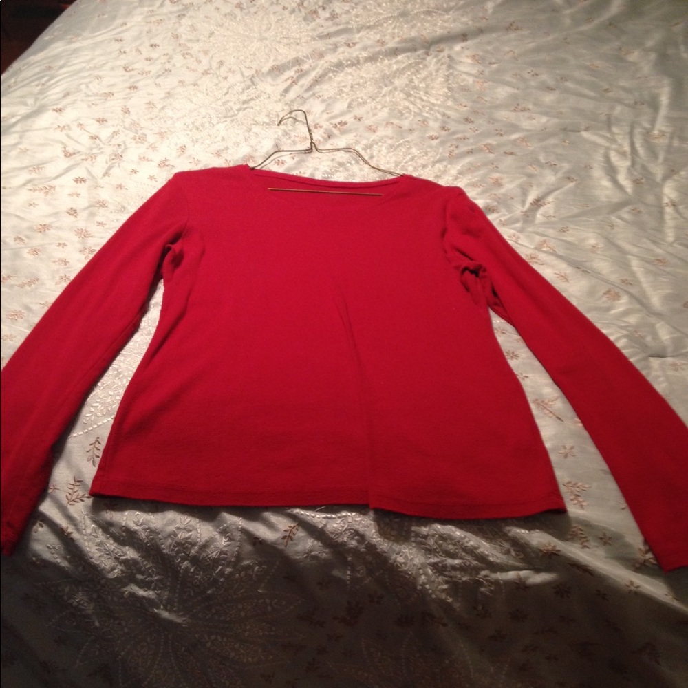 New York and Company red long sleeve fitted tee