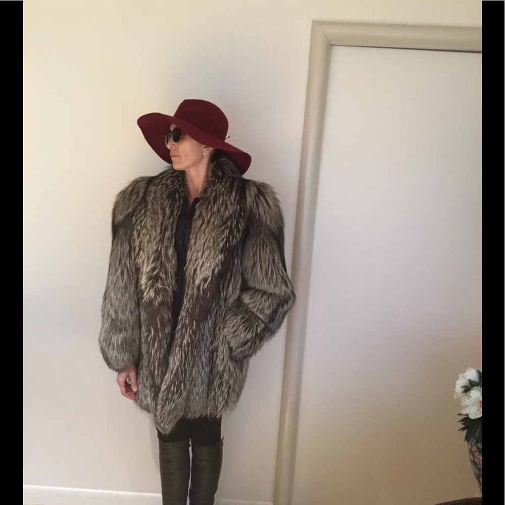 REDUCED!!! ONLY $100.  SILVER FOX JACKET-