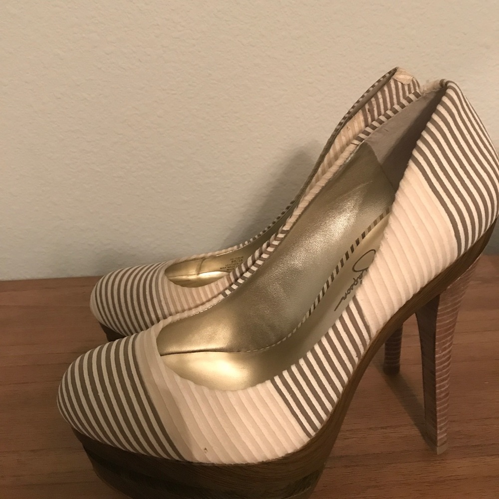 Jessica Simpson platforms