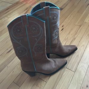 Franco Sarto cowgirl boots