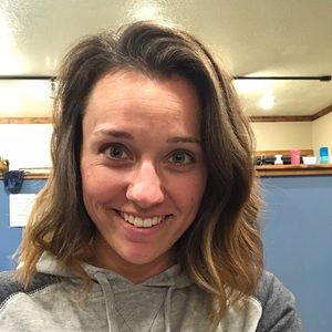 Meet your Posher, Laura