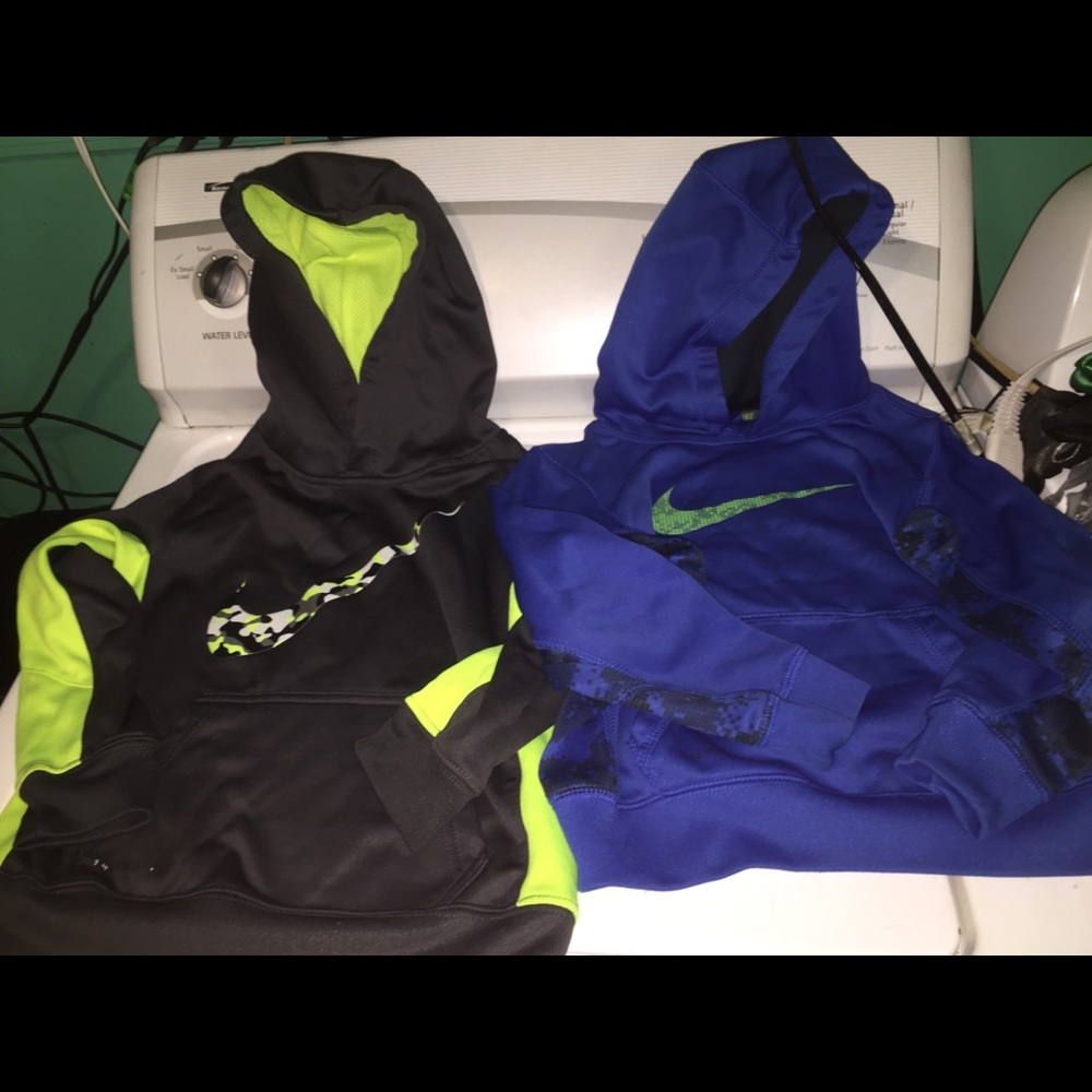 Boys Nike hoodies