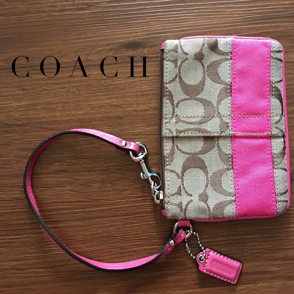 👛 Coach Wristlet Pink & Tan 👜