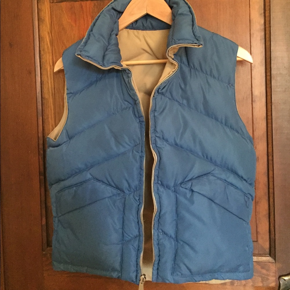 Retro reversible down vest