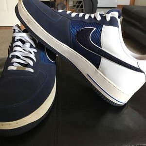 Men’s Nike Air Force 1 ‘07s