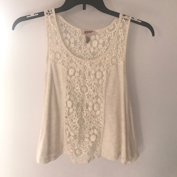 Off white lace tank top - Picture 1 of 2