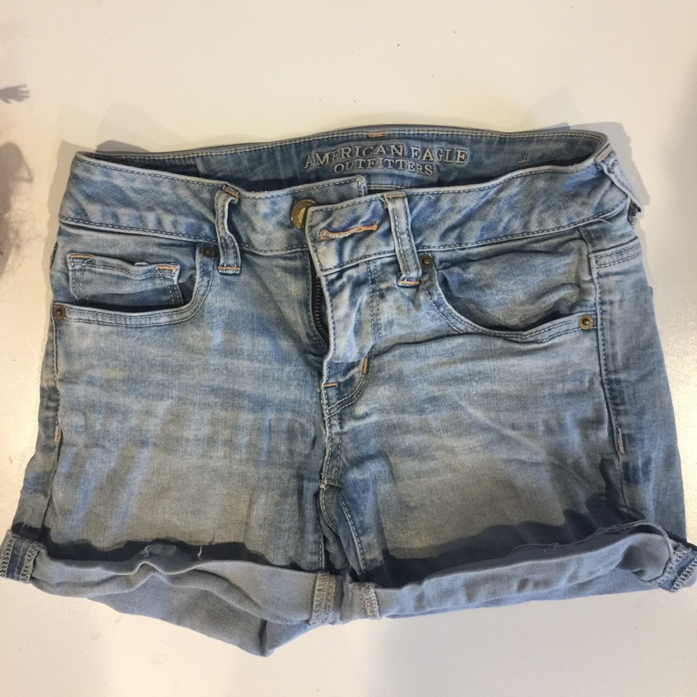 Super stretchy jean midi shorts - Size 2