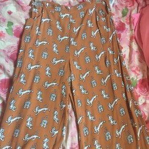 Forever 21 tiger print pants