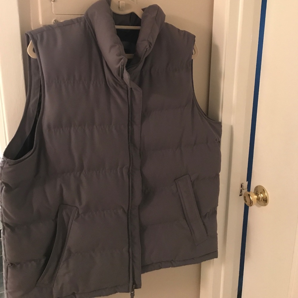 Men's warm gray vest