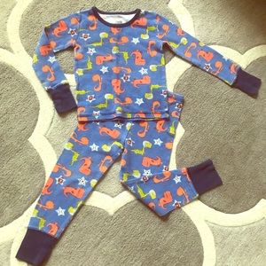 Boys’ pajama set 3T