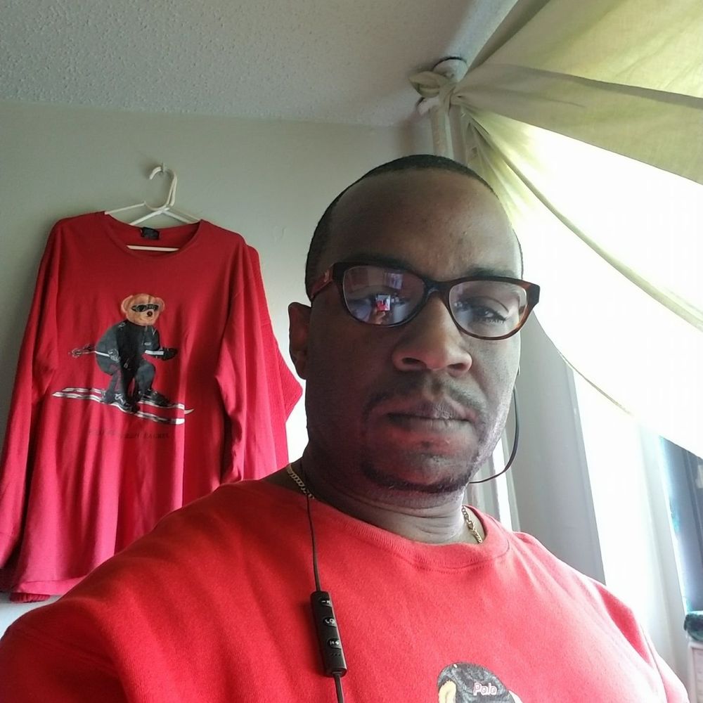 Meet your Posher, Elijah