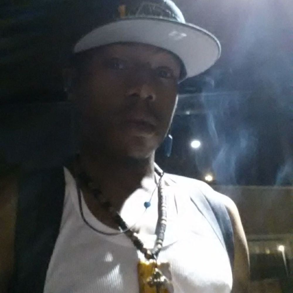 Meet your Posher, Tone