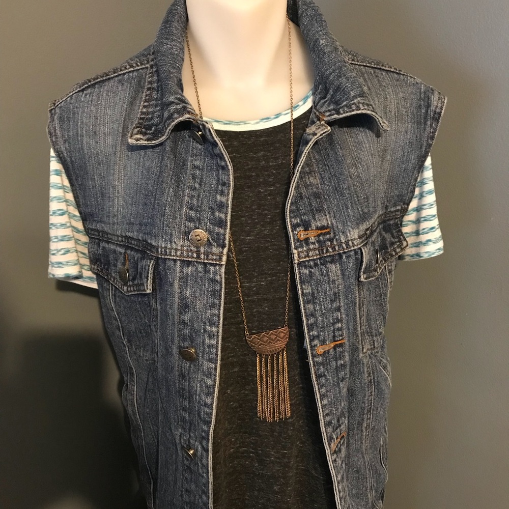 1x Jean vest BNWOT