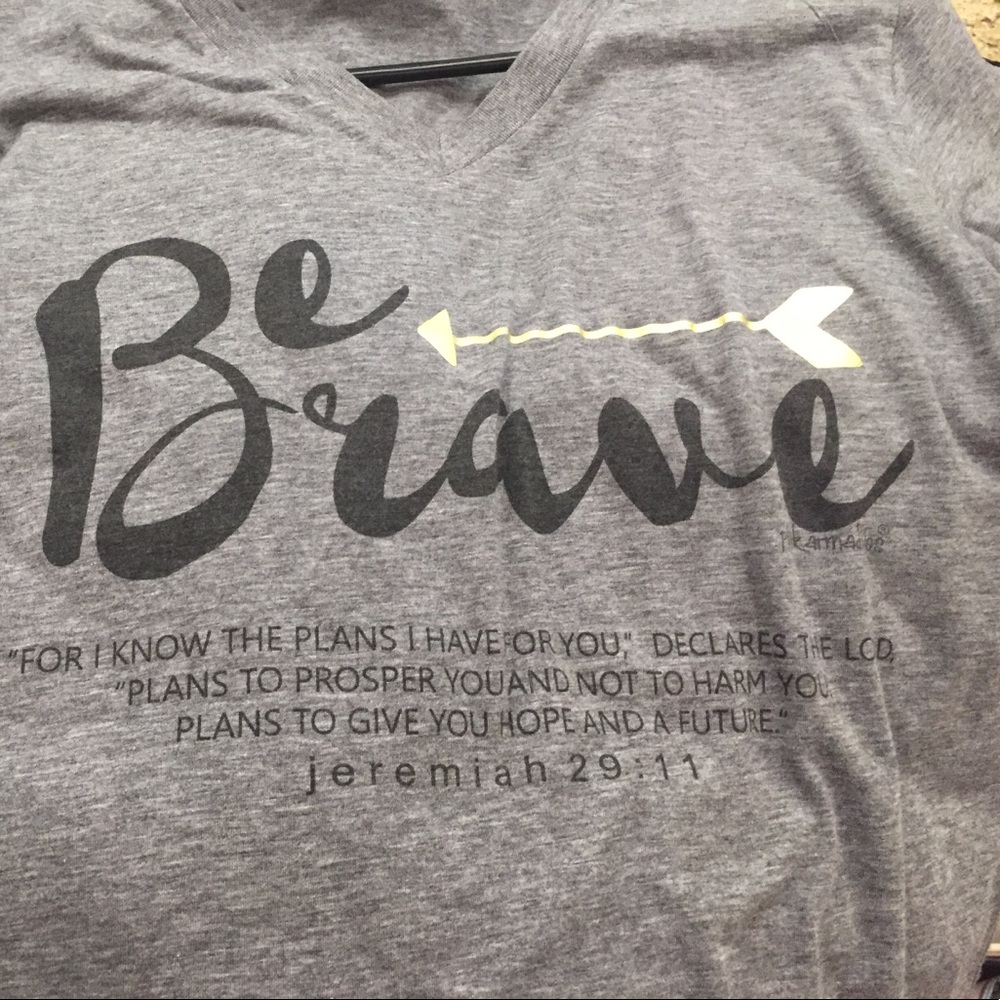 Great tee for layering! - Picture 3 of 3