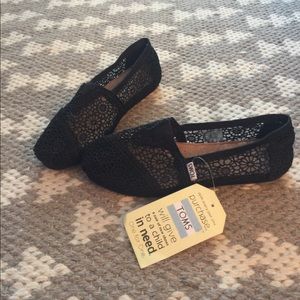 Toms Moroccan Crochet Women’s Classics