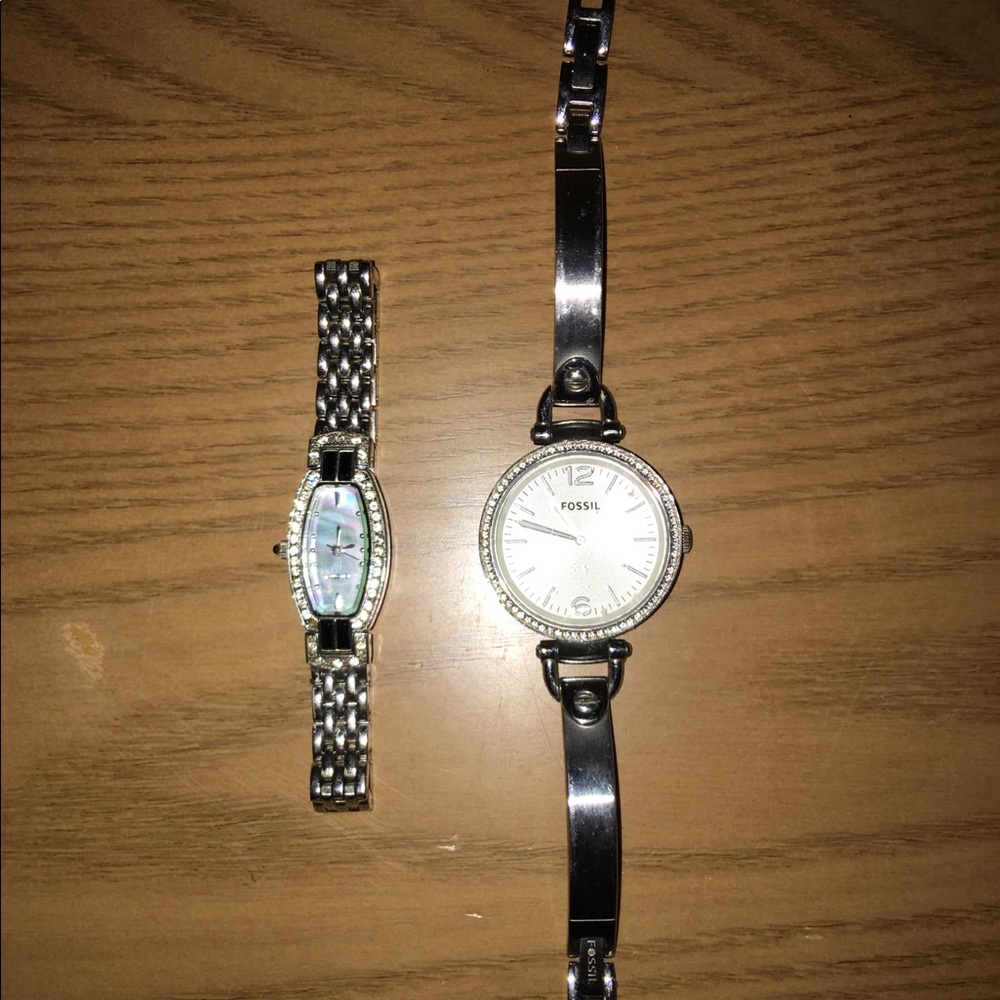 Two non-working women’s fossil watch