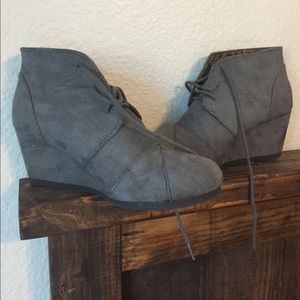 Grey cityclassified booties. Size 8