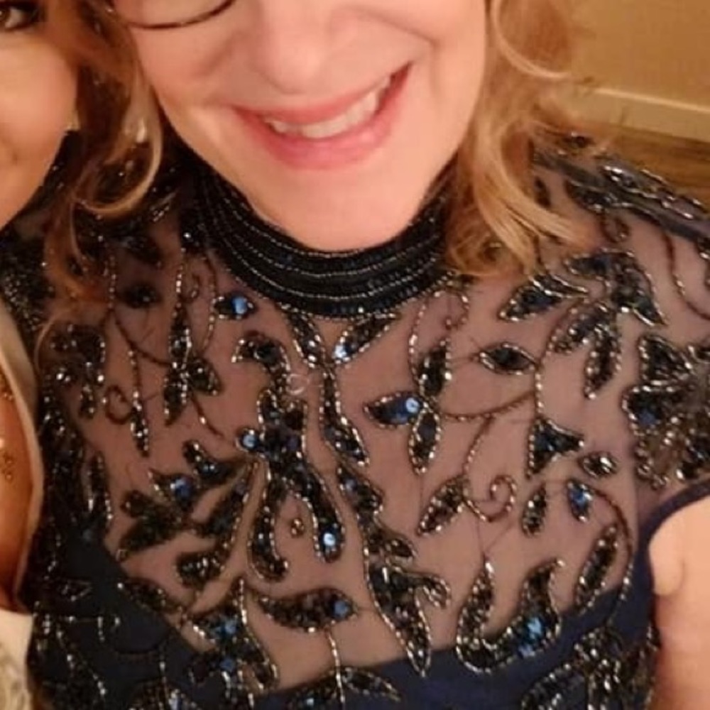 Adrianna Papell, eloquent mom of bride dress.