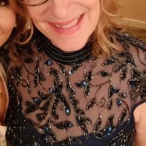 Adrianna Papell, eloquent mom of bride dress.