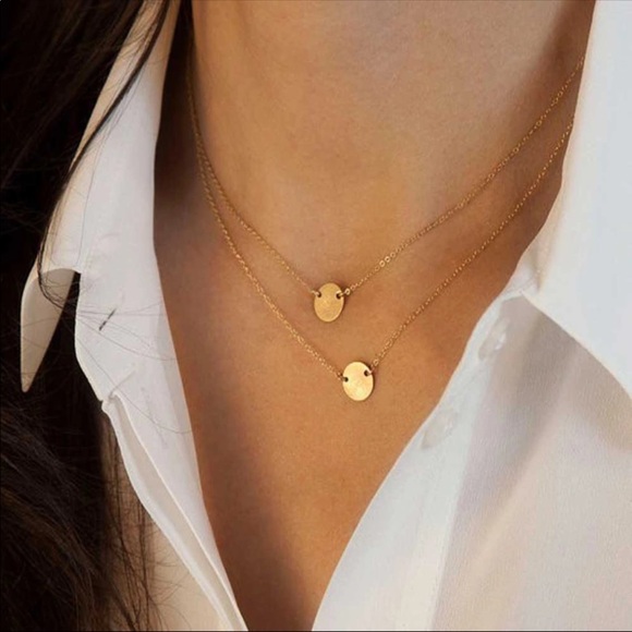 Jewelry - Layered double coin accent gold necklace NWOT