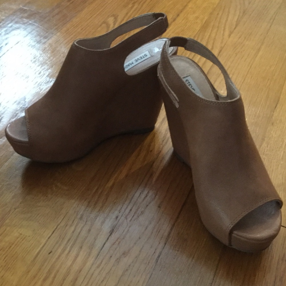 Steve Madden wedges