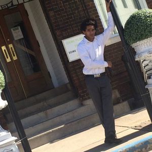 Meet your Posher, Eli