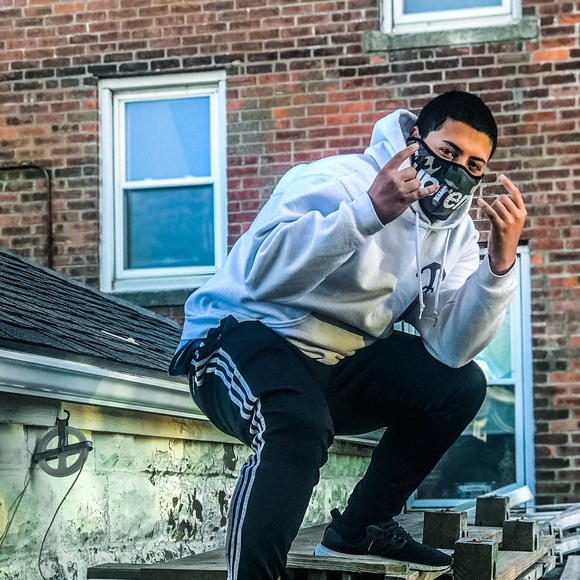 Meet your Posher, Shawn - Picture 1 of 1