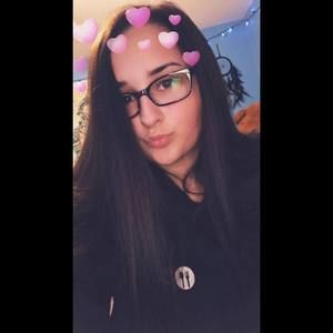 Meet your Posher, Stella