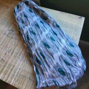 Lightweight peacock feather scarf
