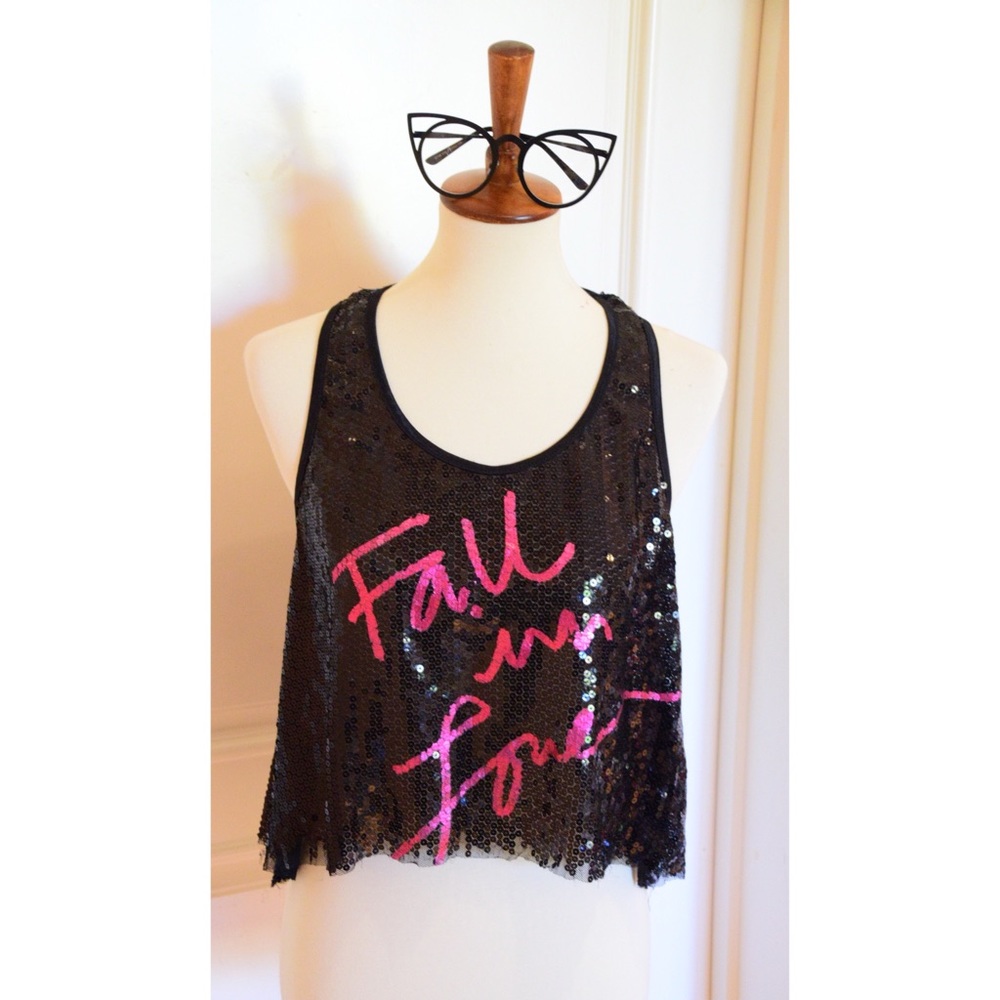 ⚡️Fall in Love sequin Crop Top⚡️