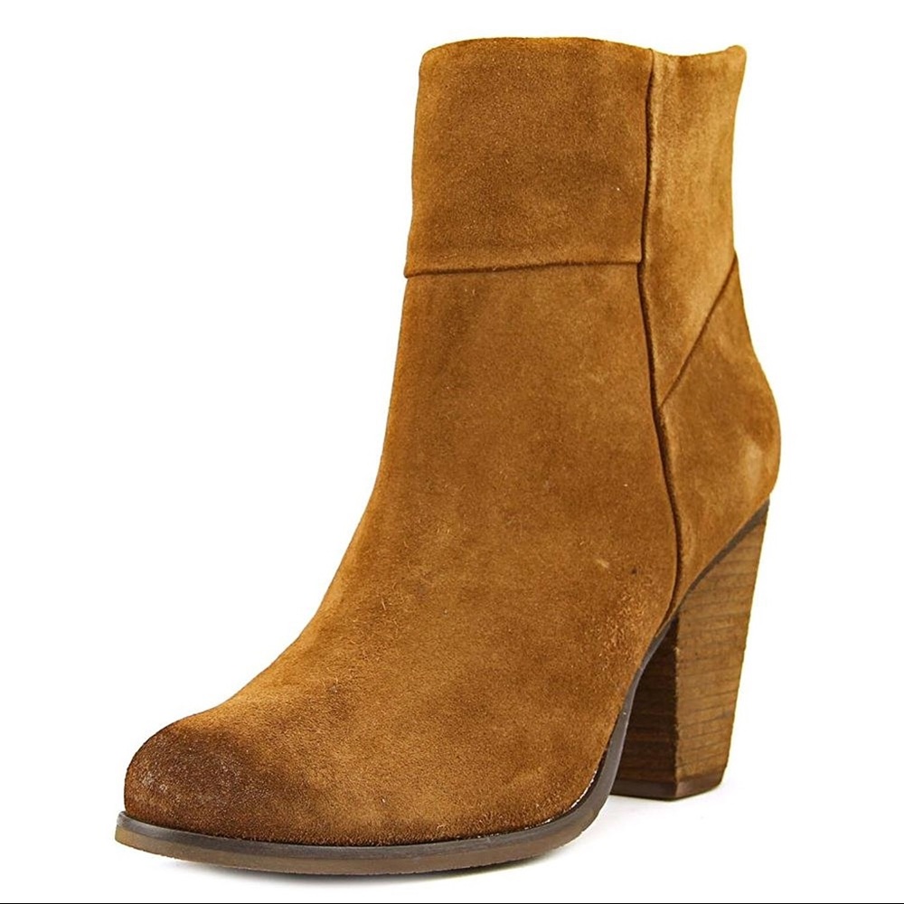 Arturo Chiang booties