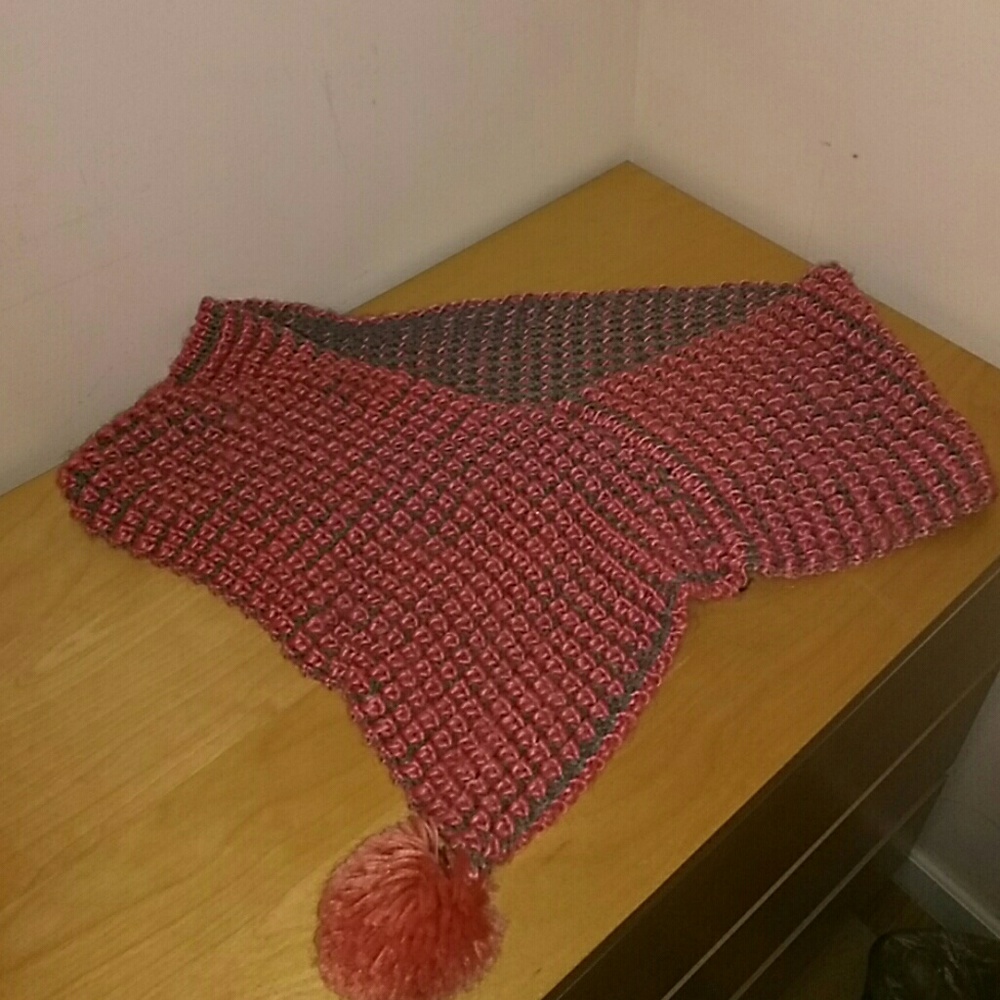Scarf - Picture 2 of 8