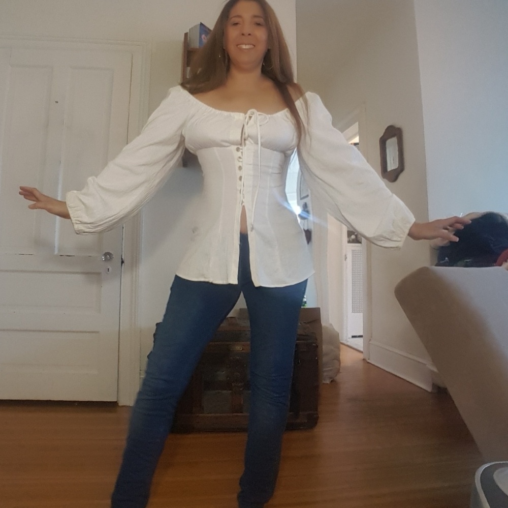 Exquisite Peasant Top*