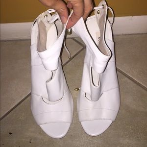 Guess heels