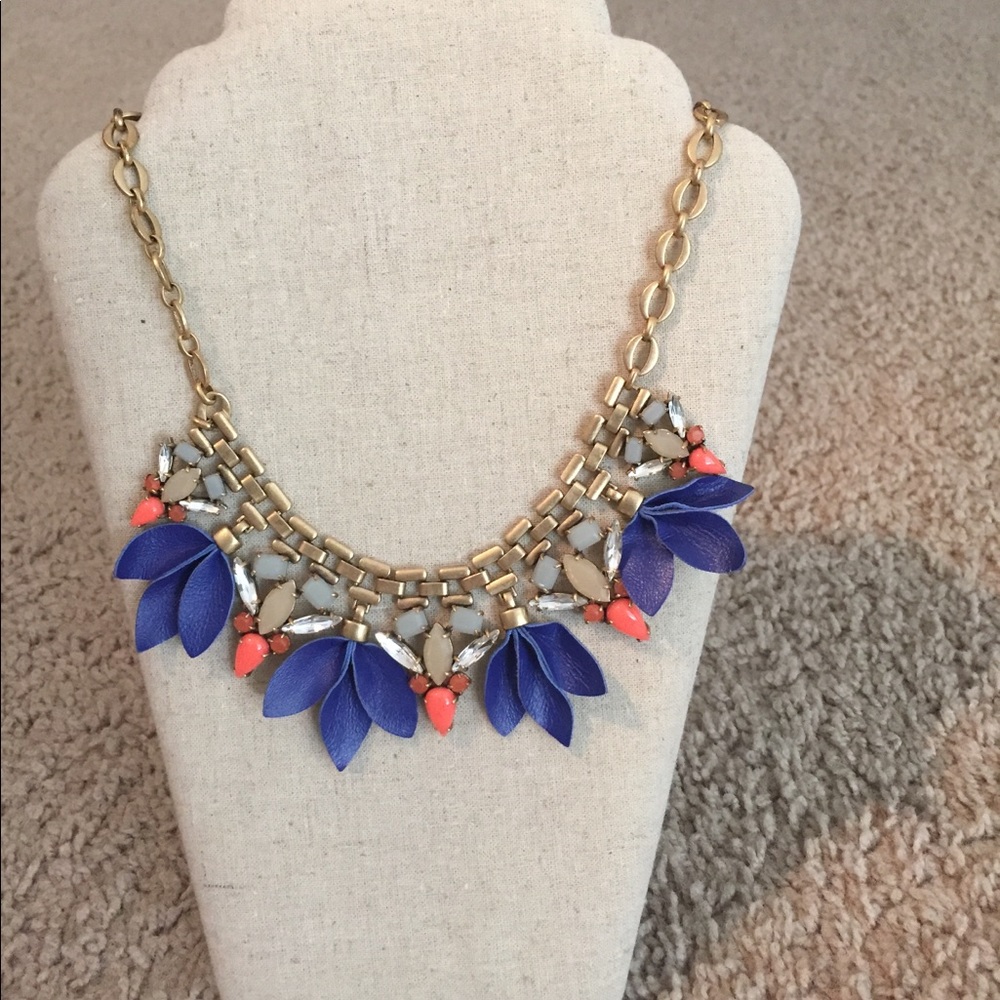 Stella and Dot Melia Necklace