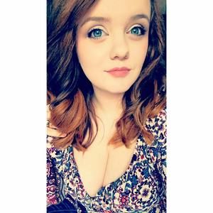 Meet your Posher, Alexis