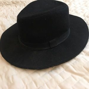 Black forever21 hat