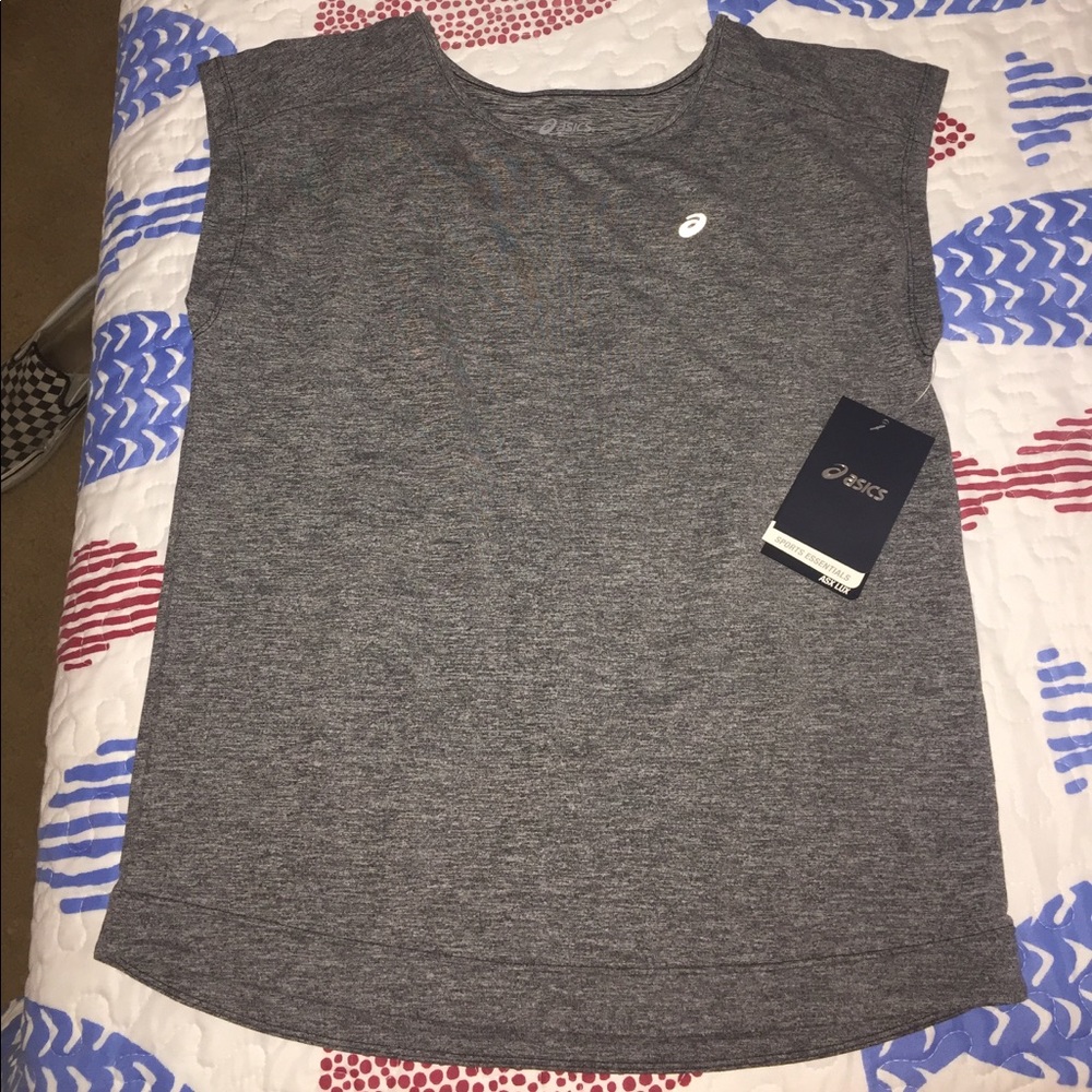 Brand new ASICS Fitness top